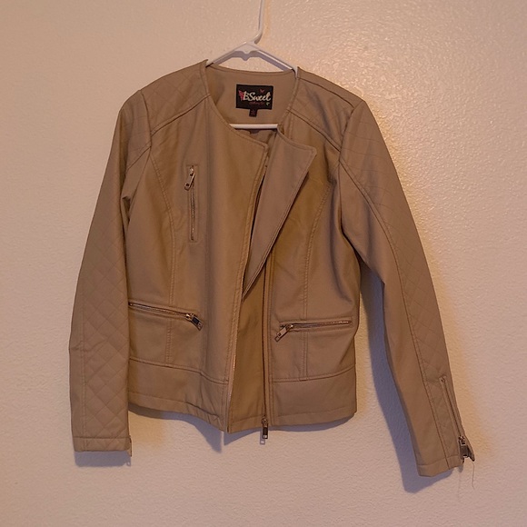 Leather jacket - Picture 2 of 2